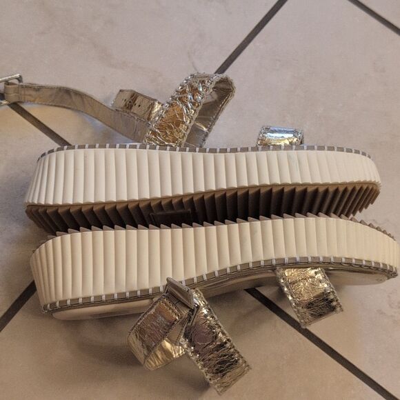 NEW Dolce Vita Drake Platform Sandal Size 9 - Picture 4 of 12